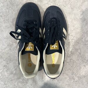 Adidas Samba Navy Sneakers Classic Design